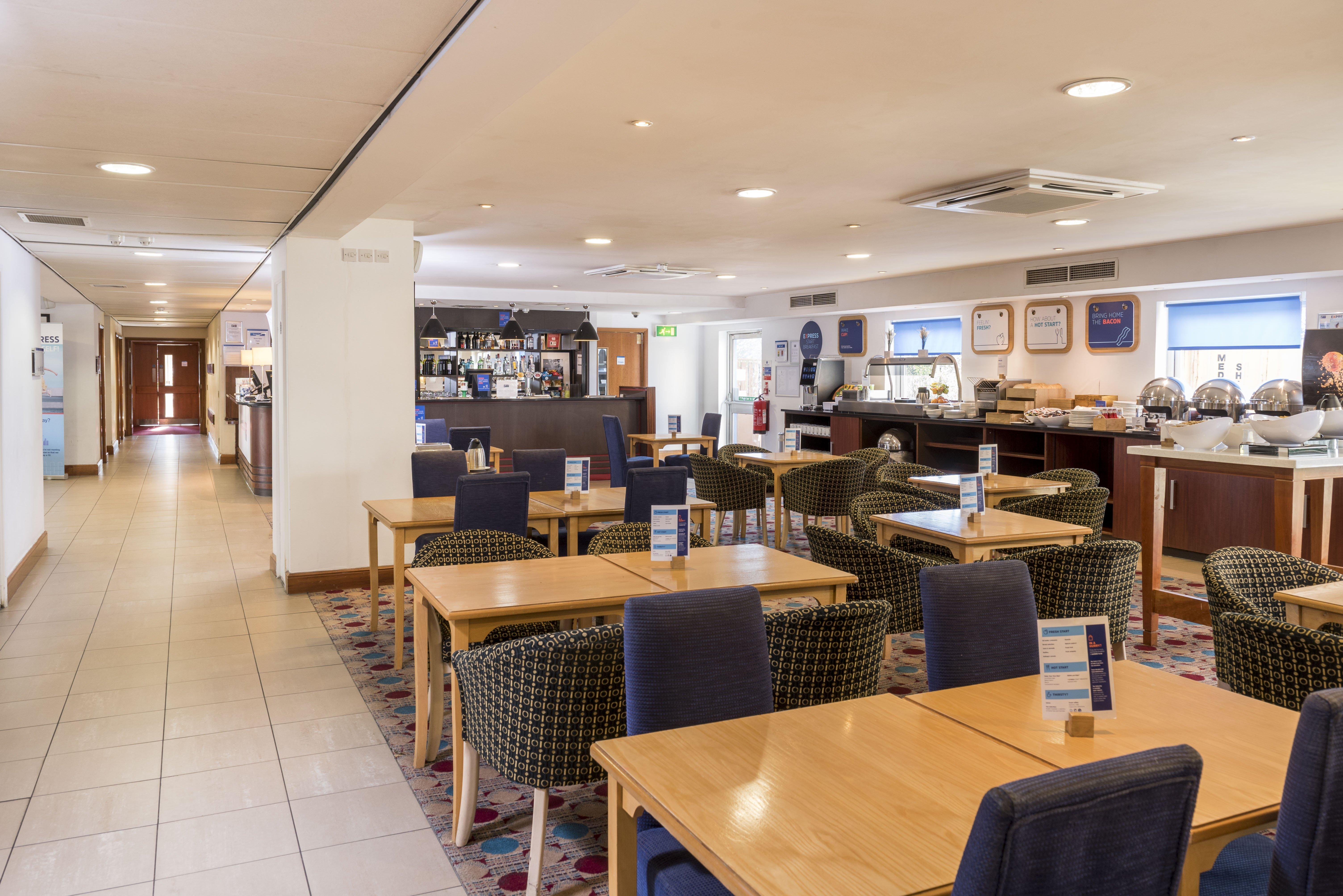 Holiday Inn Express Birmingham Star City By Ihg Eksteriør bilde
