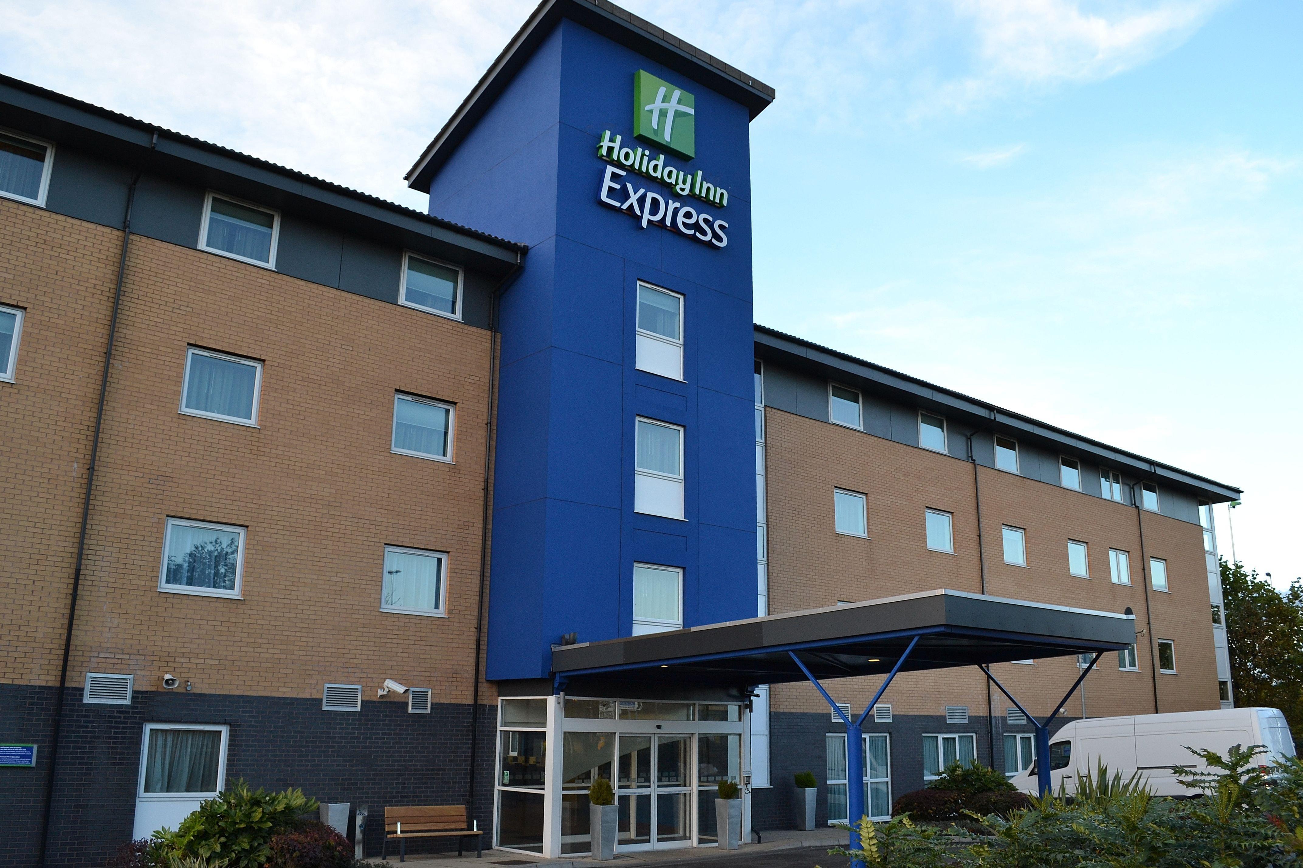 Holiday Inn Express Birmingham Star City By Ihg Eksteriør bilde
