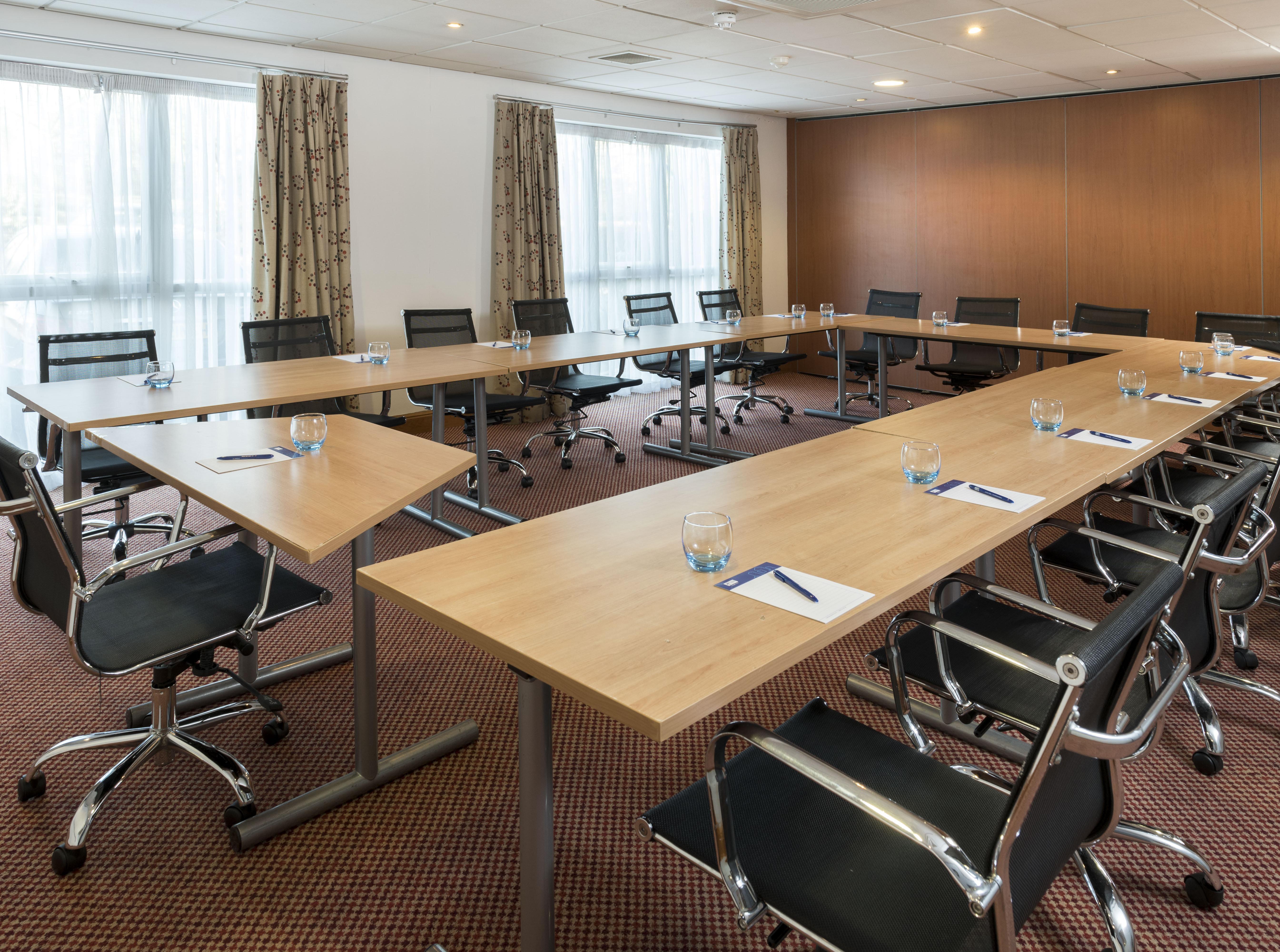 Holiday Inn Express Birmingham Star City By Ihg Eksteriør bilde