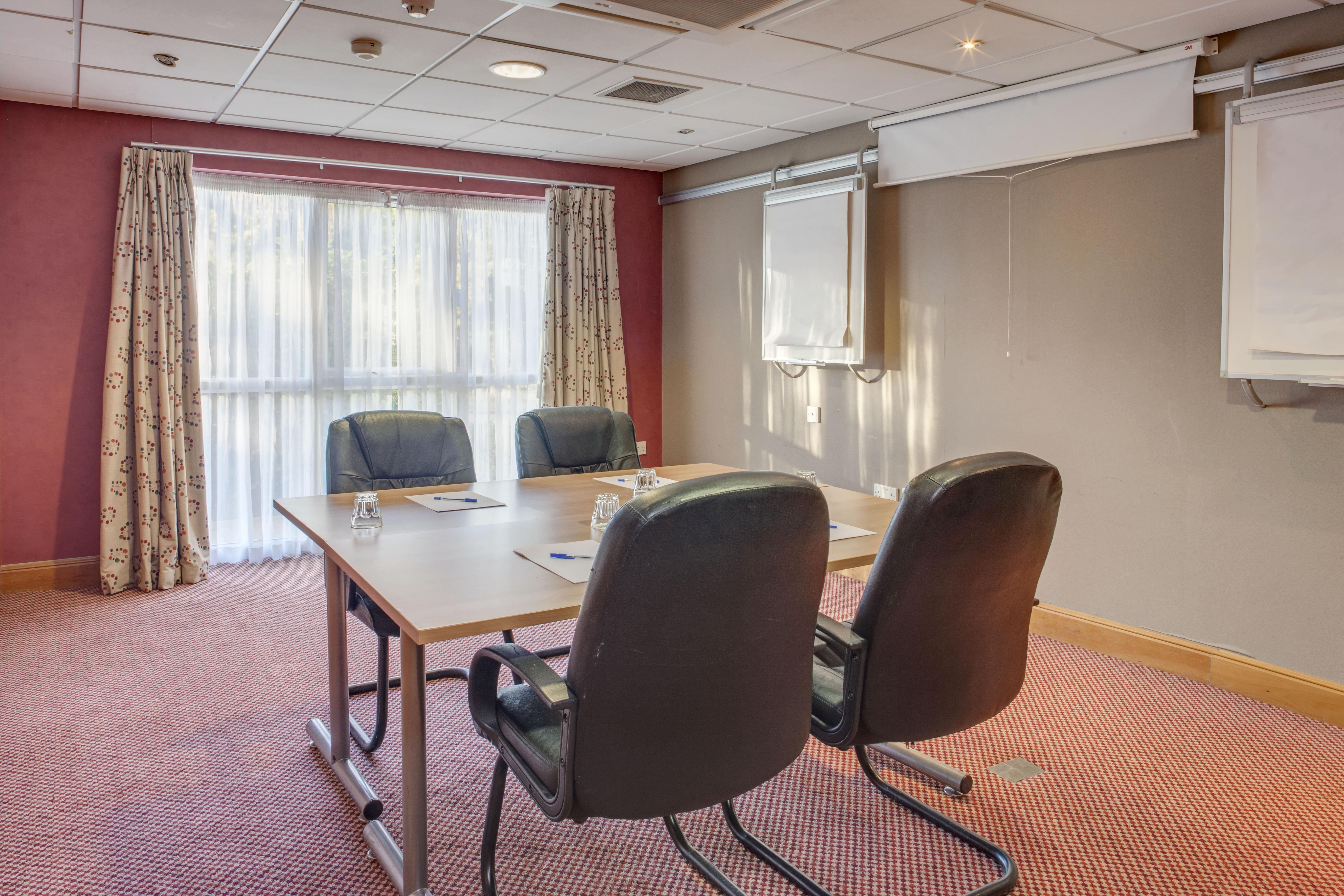 Holiday Inn Express Birmingham Star City By Ihg Eksteriør bilde